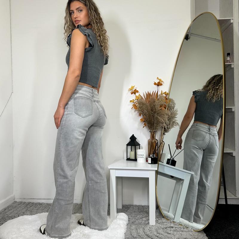 Vynaura Stretchy Jeans